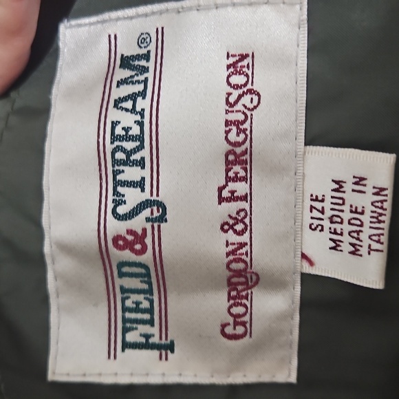 Field & Stream Gordon & Ferguson Men's Beige Quilted Down Vest - Picture 2 of 10